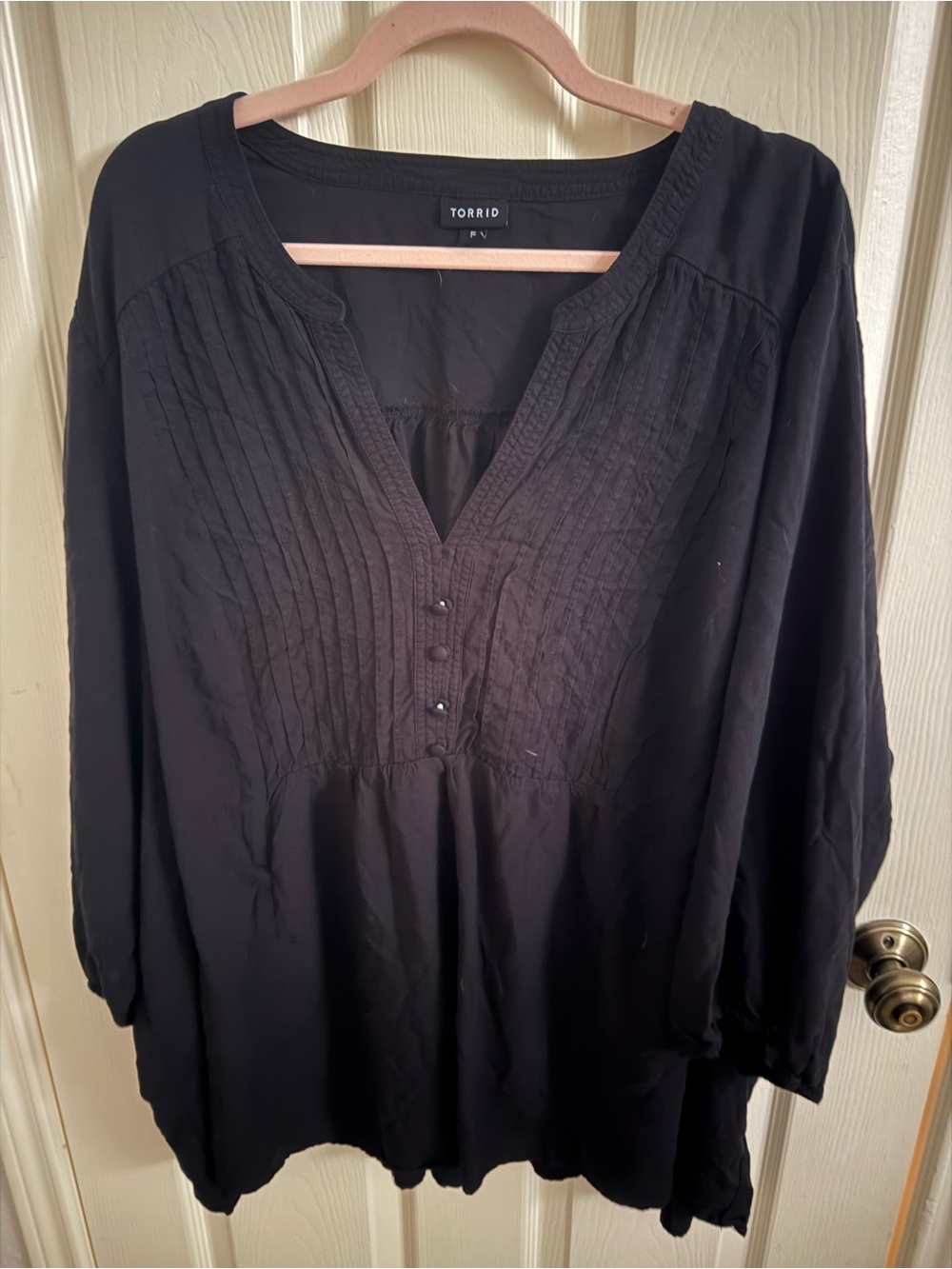 torrid Black Pintuck V-Neck Peasant Tunic